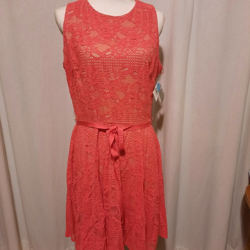 DANNY & NICOLE Coral Lace Sleeveless Dress size 14